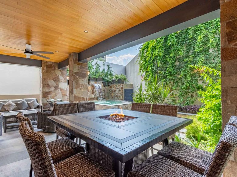 Casa Coronado 25 — 12 photos