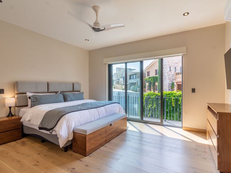 Casa Coronado 25 — 17 photos