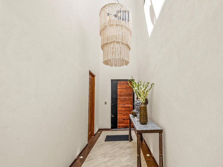 Villa Lorenzo — 3 photos