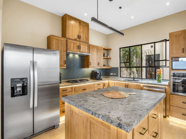 Villa Lorenzo — 8 photos