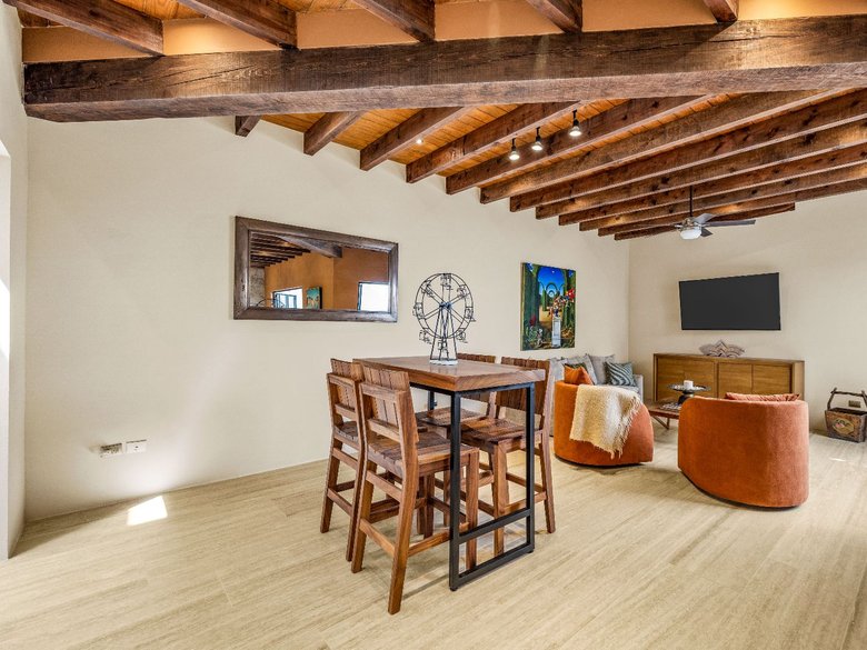 Villa Lorenzo — 10 photos
