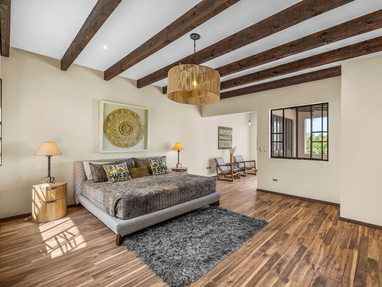 Villa Lorenzo — 16 photos