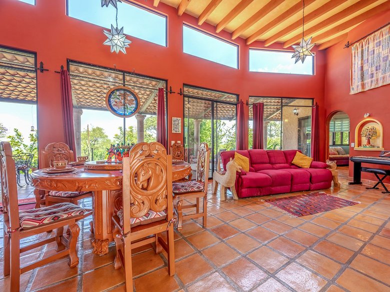 Casa Emma — 13 photos