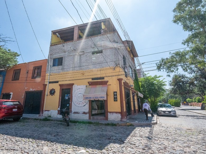 Nueva Aurora — 2 fotos
