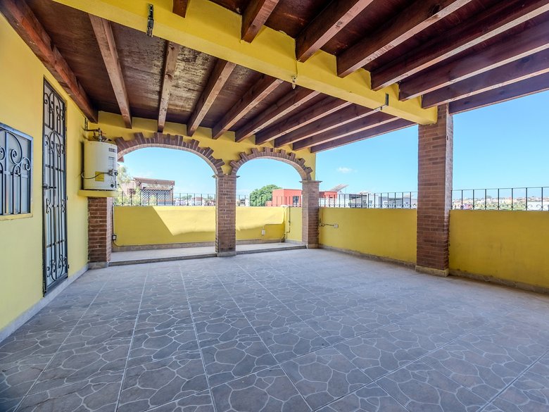 Nueva Aurora — 9 fotos
