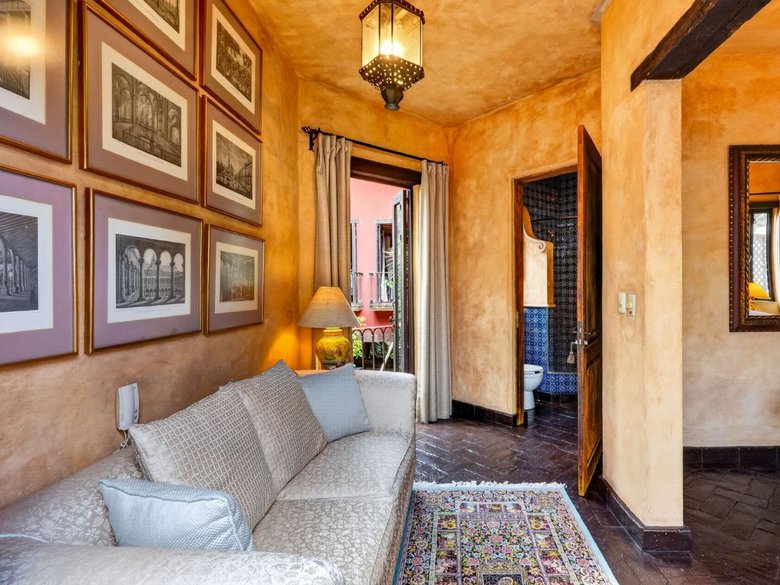 Villa Escondida — 26 photos