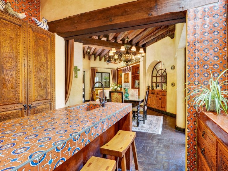 Villa Escondida — 10 photos