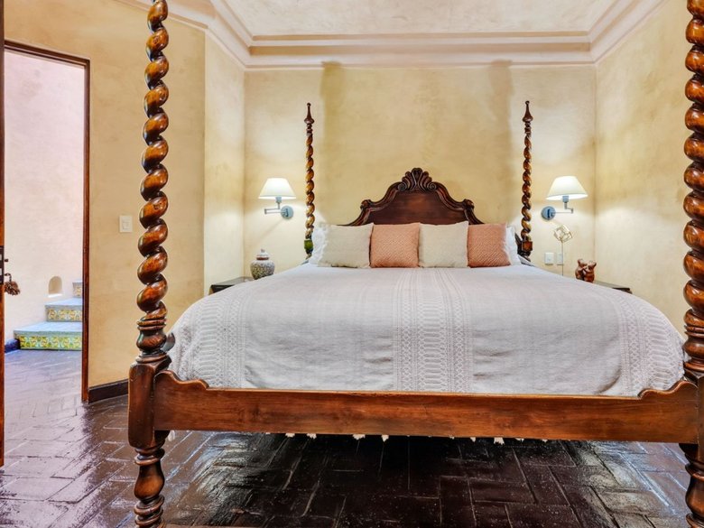 Villa Escondida — 14 photos