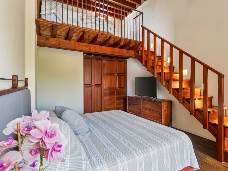 Casa Confluencia — 42 photos