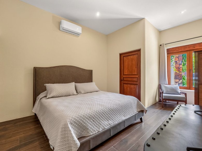 Casa Confluencia — 7 photos