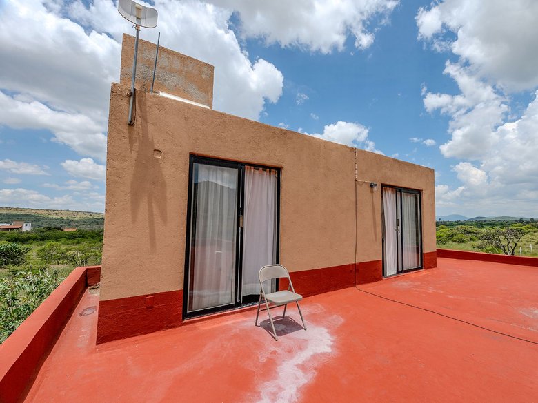 Casita Alcocer — 33 photos