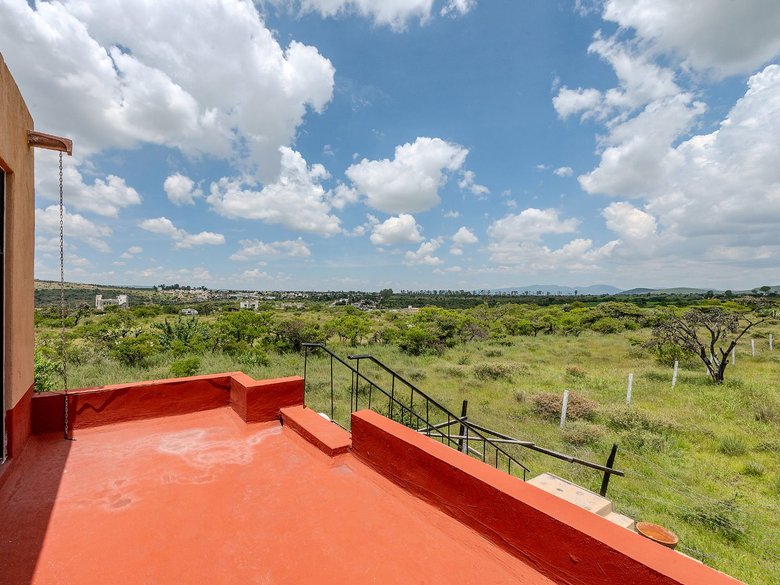 Casita Alcocer — 37 photos