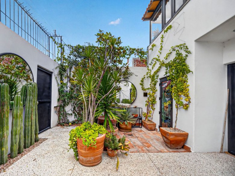 Casa Flora y Fauna — 23 photos