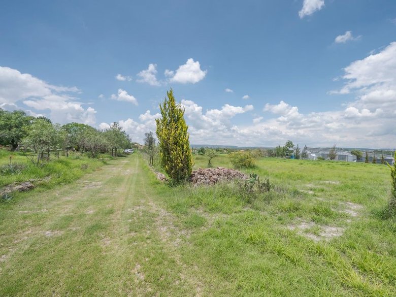 Country Living Near SMA — 7 photos