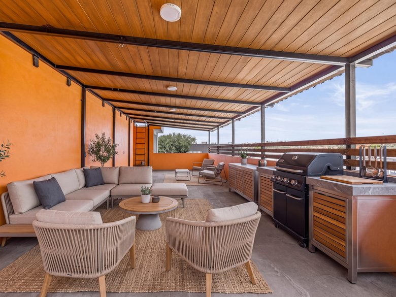 Casa Jacarandas — 18 photos