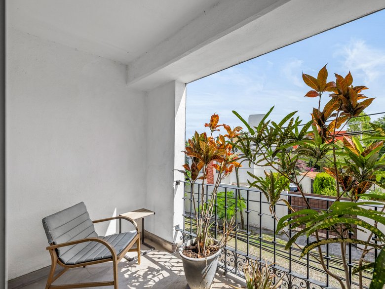 Casa Jacarandas — 2 photos