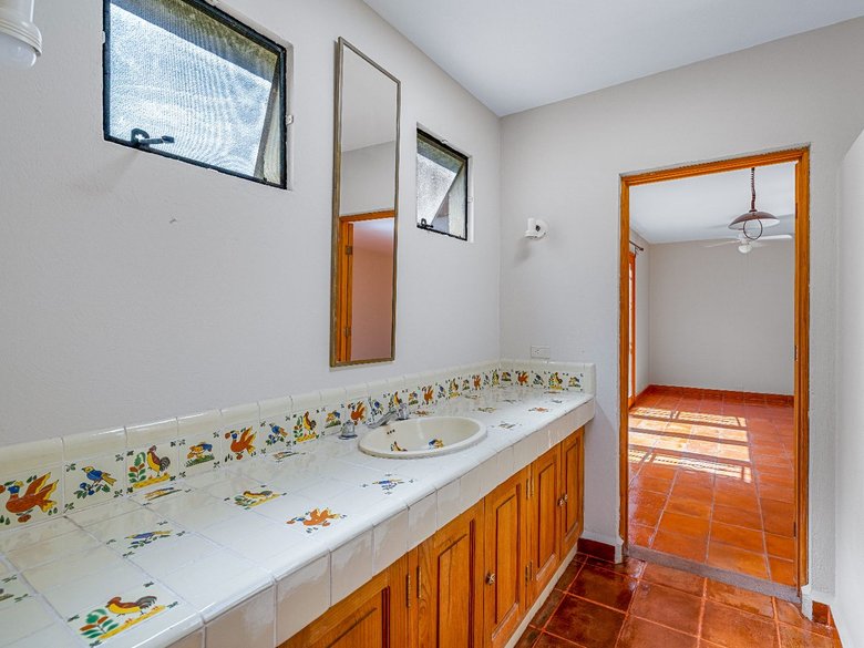 CASA CARLOTA — 19 photos