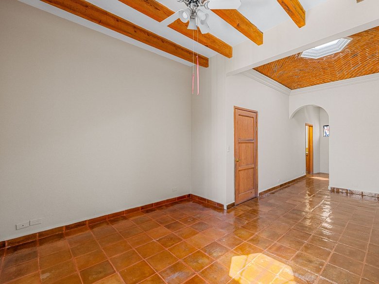 CASA CARLOTA — 6 photos