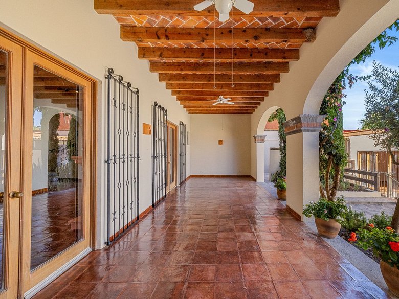 CASA CARLOTA — 14 photos