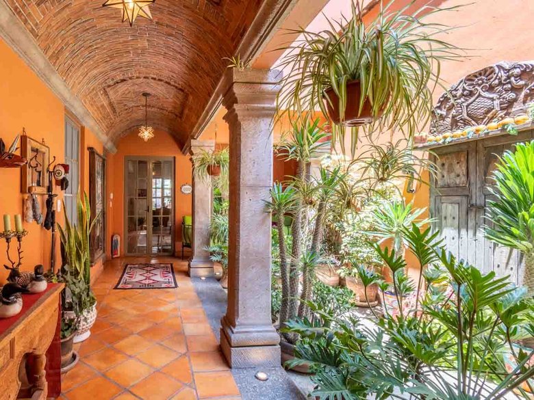 Casa de la Paz — 26 photos
