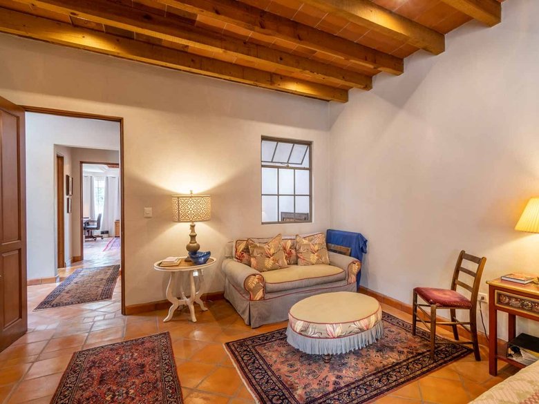 Casa de la Paz — 16 photos
