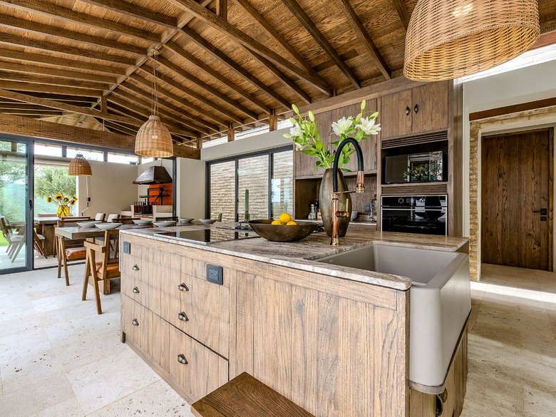 Villa Vinedo — 10 fotos