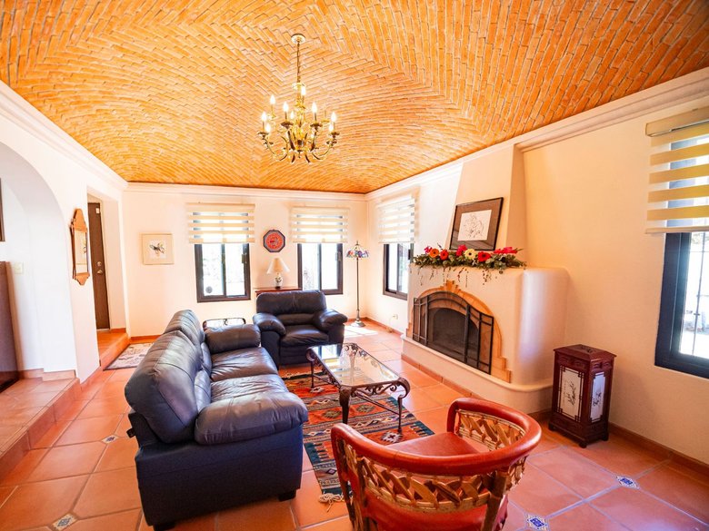 Casa Sí — 4 photos