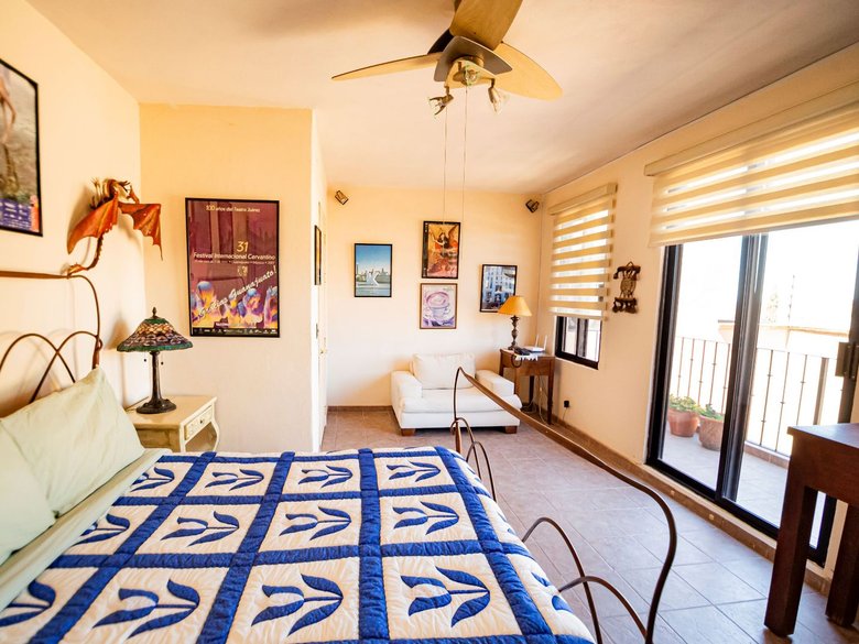 Casa Sí — 18 photos
