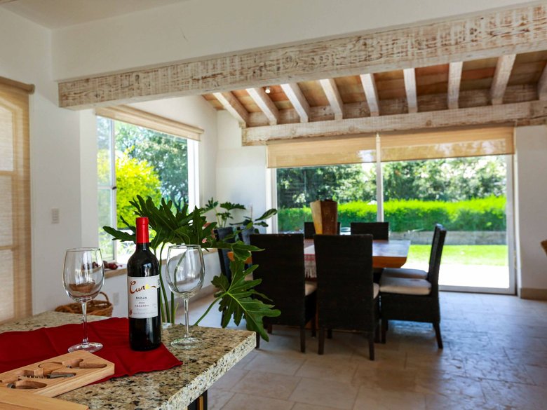 CASA TRUENOS — 9 photos