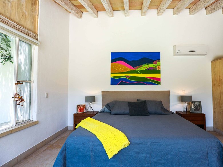 CASA TRUENOS — 16 photos