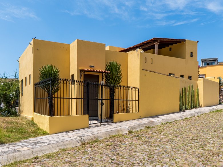 CASA RONDA DOS — 33 fotos
