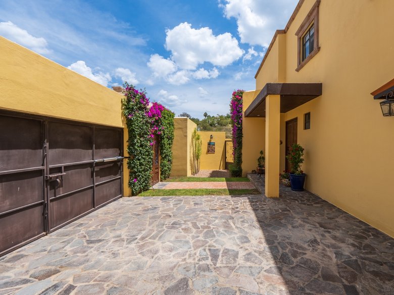 CASA RONDA DOS — 32 fotos