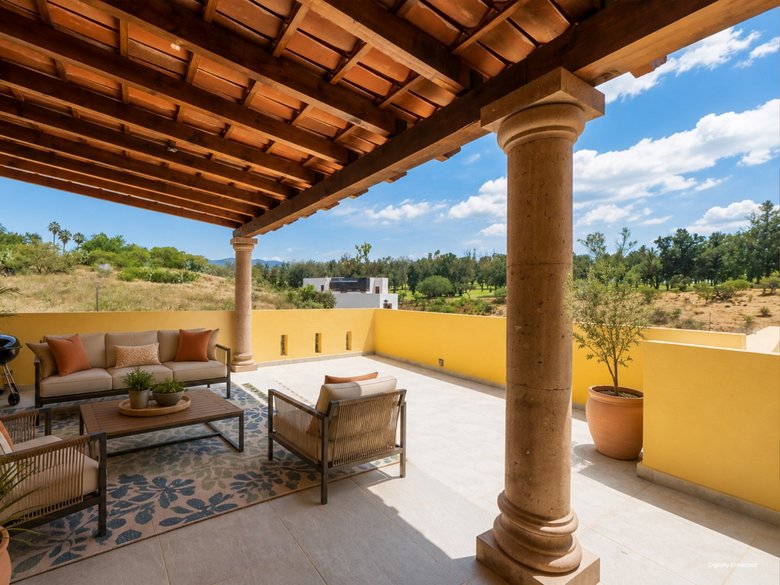 CASA RONDA DOS — 24 fotos