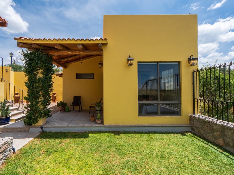 CASA RONDA DOS — 28 fotos