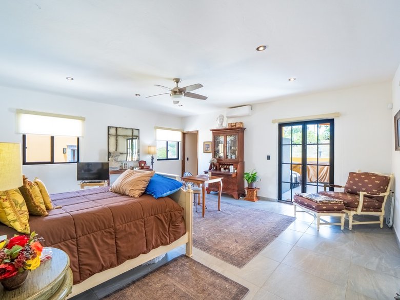 CASA RONDA DOS — 21 fotos