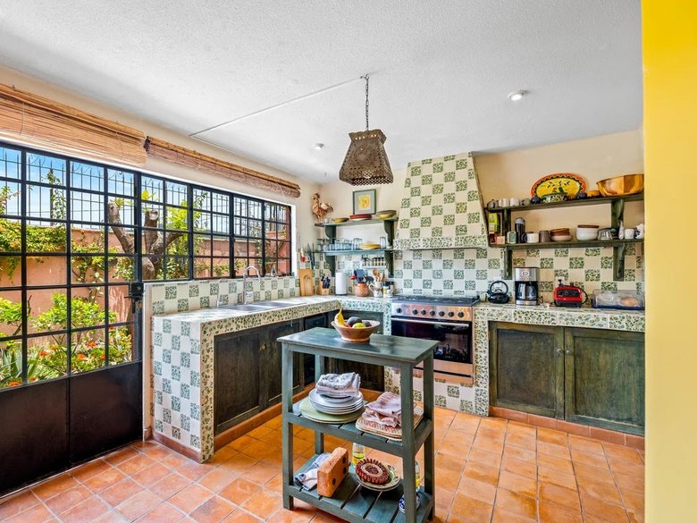 Casa Colibri – Mexican Charm in San Antonio (Available Oct-Dec 15, 2026) — 4 photos
