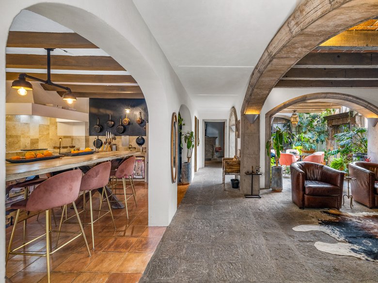 Casa Clae — 9 photos