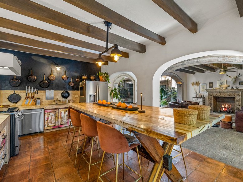 Casa Clae — 2 photos