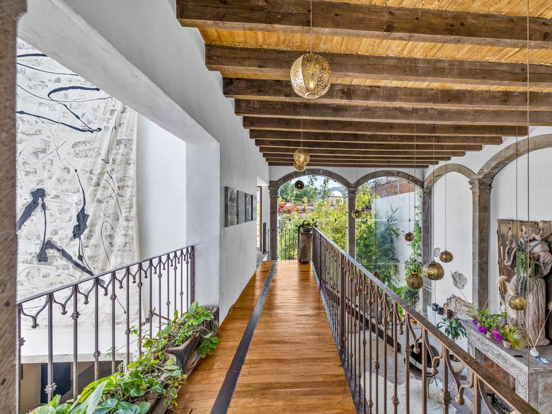 Casa Clae — 40 photos