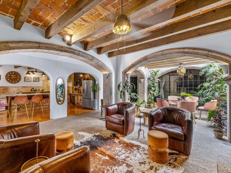 Casa Clae — 11 photos