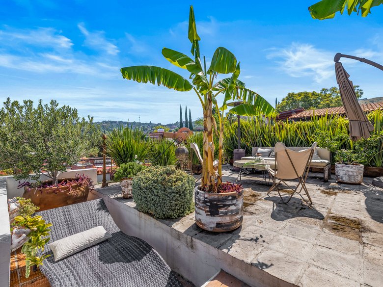 Casa Clae — 36 photos