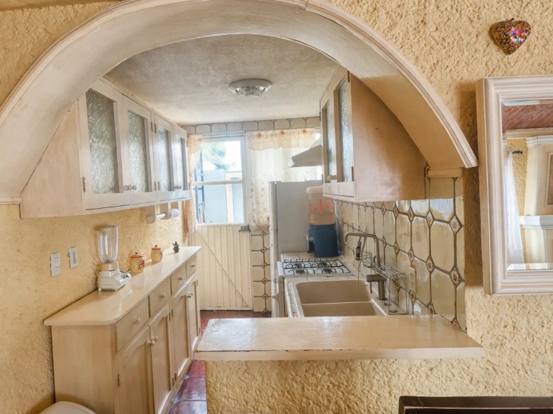 Acojedora Casa con Jardín — 9 photos