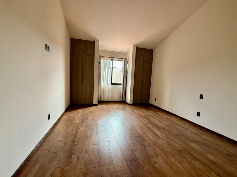Nueva Escondida Living | 4BR — 9 photos