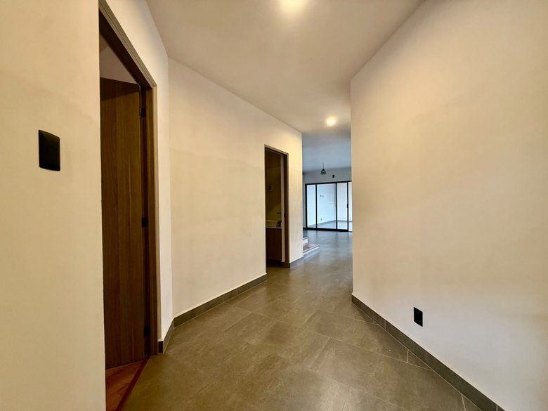 Nueva Escondida Living | 4BR — 2 photos