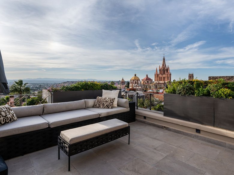 Le Cottage Penthouse #9 — 20 photos