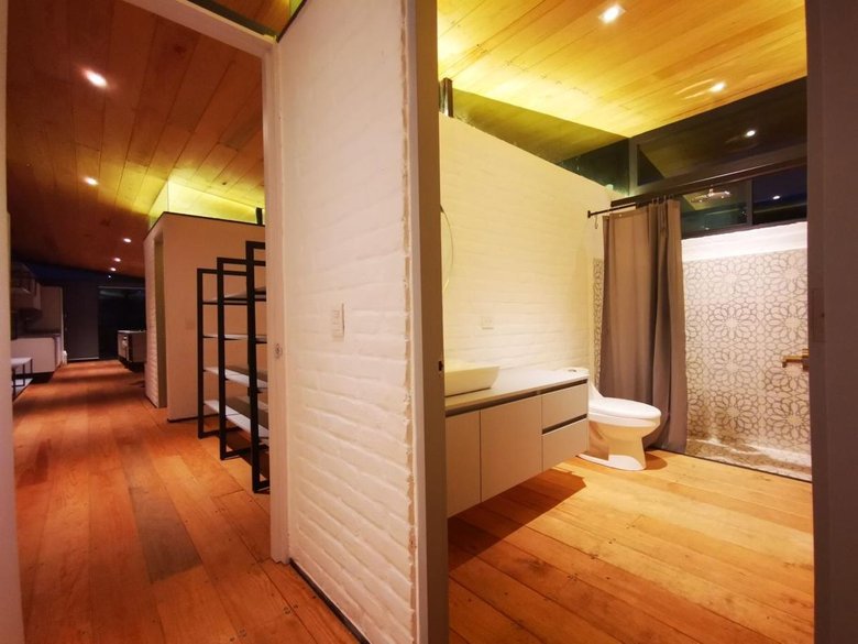 CASA 4 LAJA COUNTRY — 7 photos