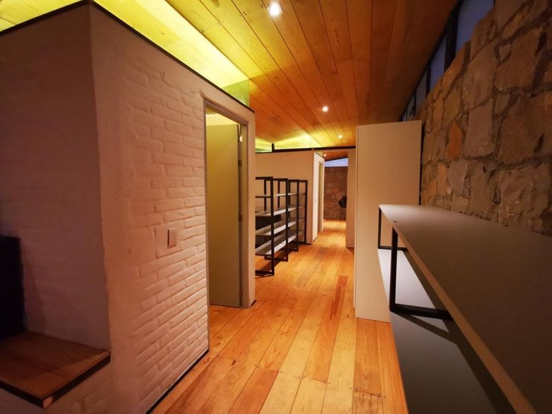 CASA 4 LAJA COUNTRY — 5 photos