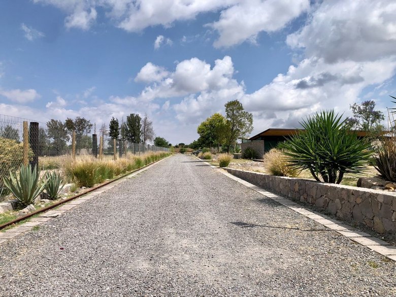 CASA 4 LAJA COUNTRY — 15 photos