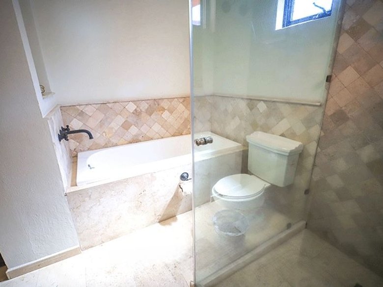 VILLA 8 HATSO — 6 photos