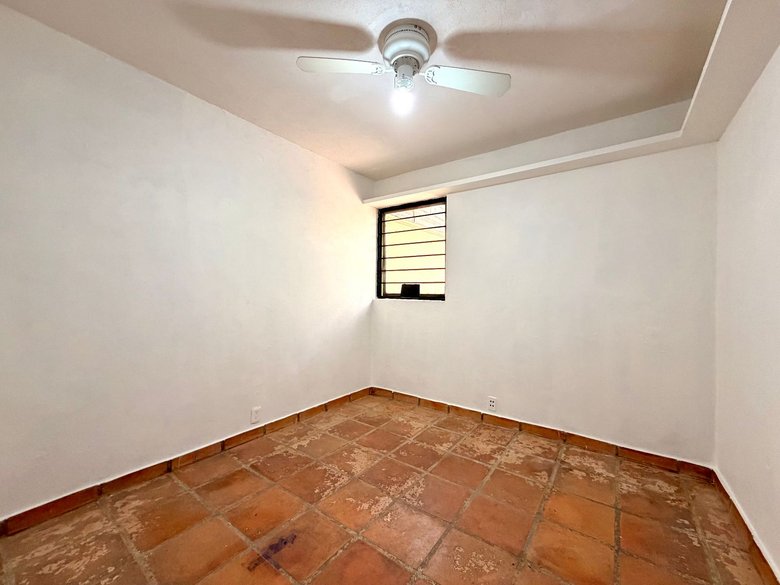 CASA ALLENDE — 11 photos